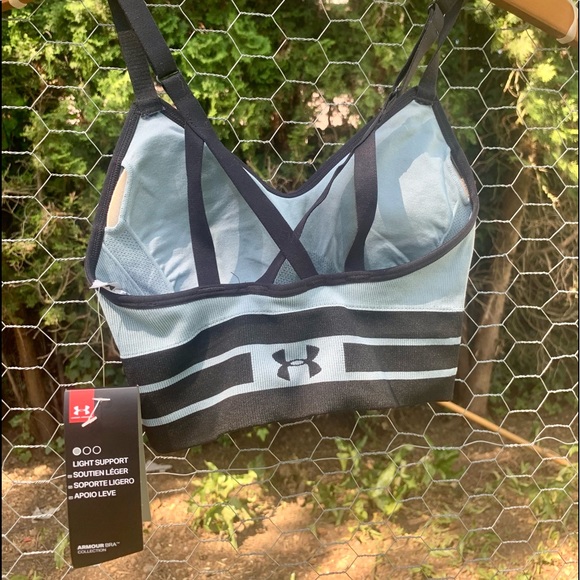 Women’s XS Sports Bra Under Armour NWT - Picture 2 of 6